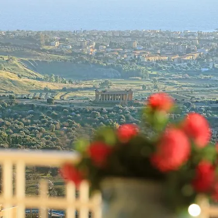 Bed & Breakfast The Valley 3*